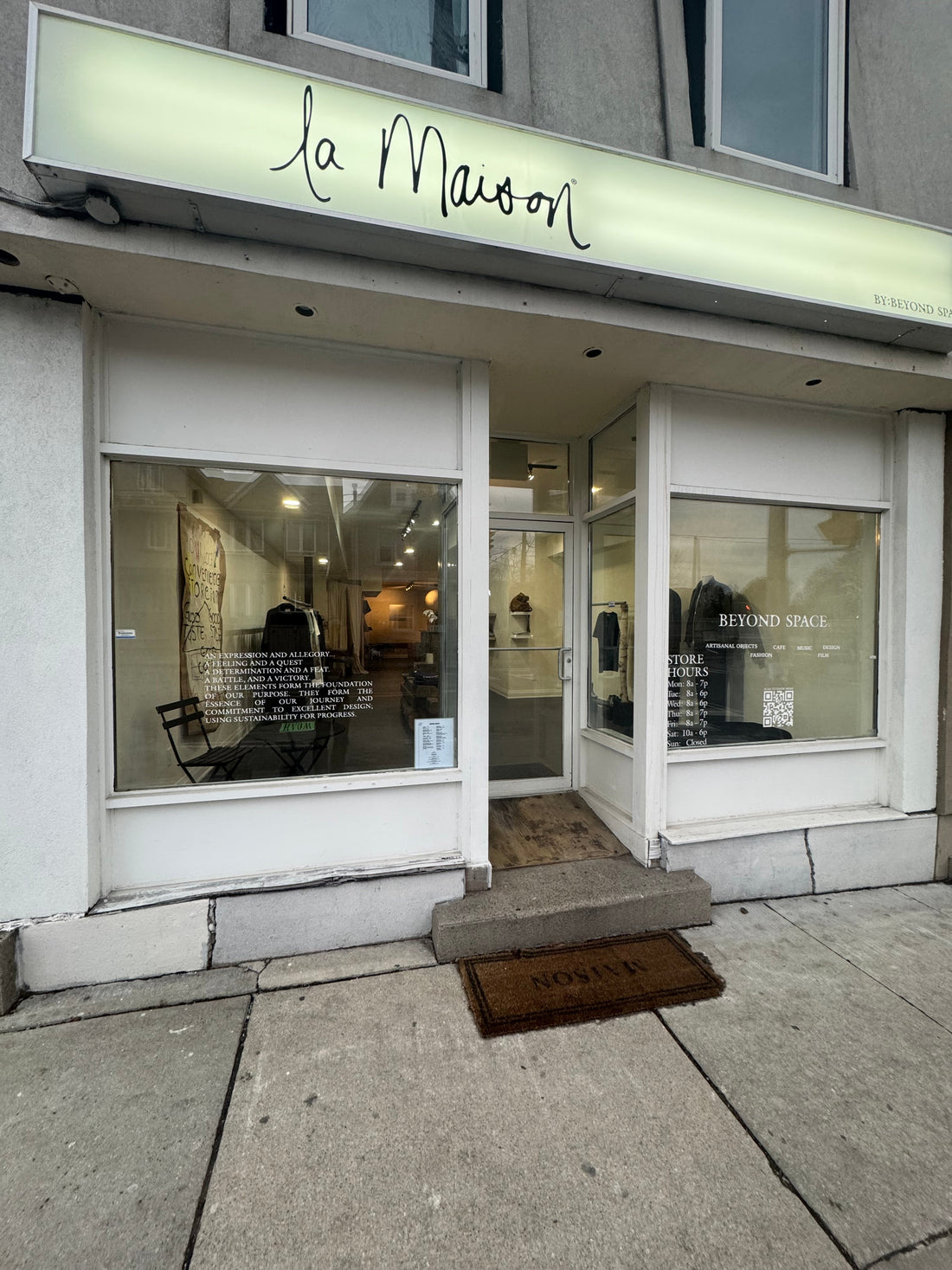 Where to Find Vintage Designer Clothes in Toronto