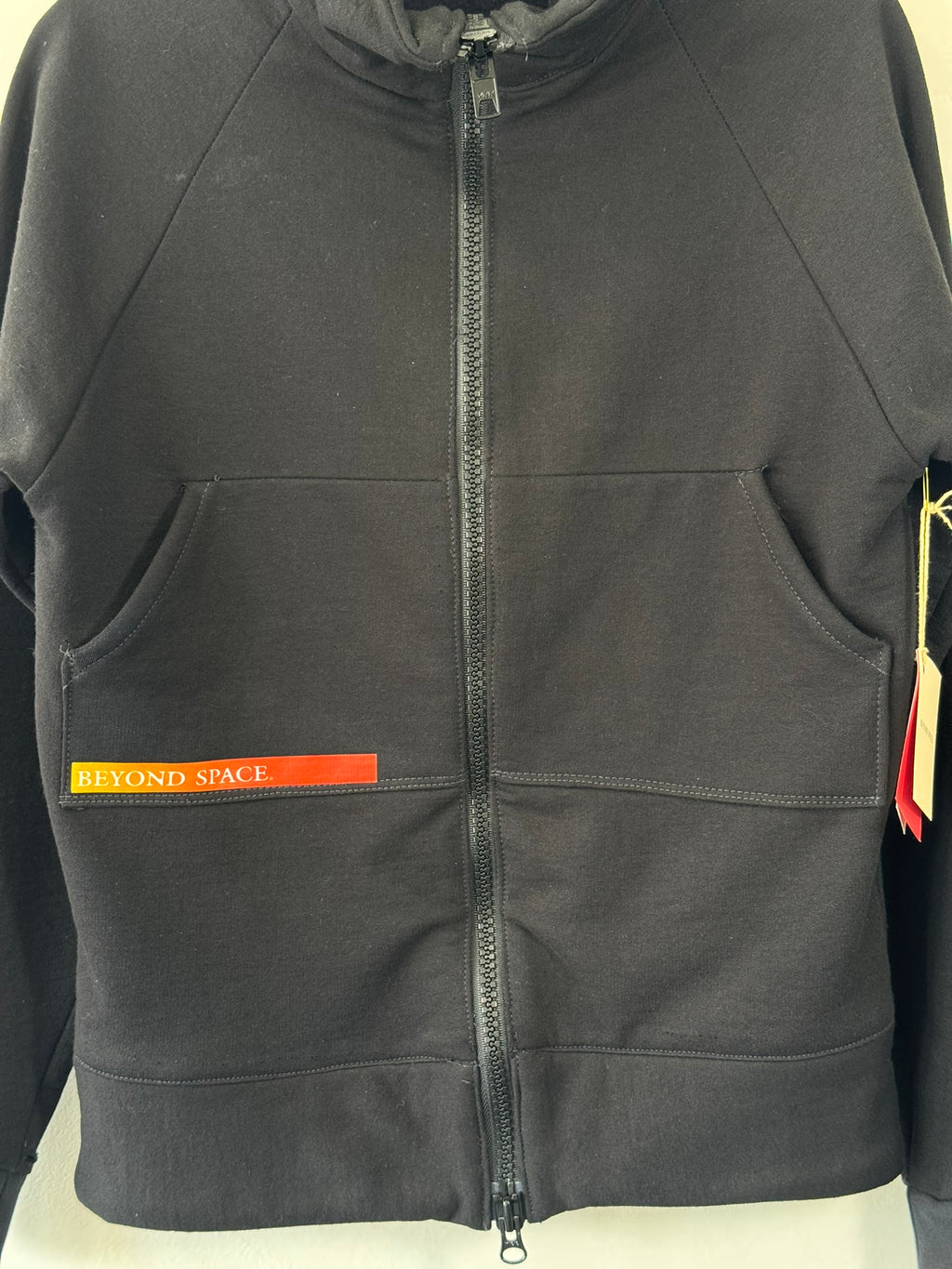 Light-beam Track Jacket