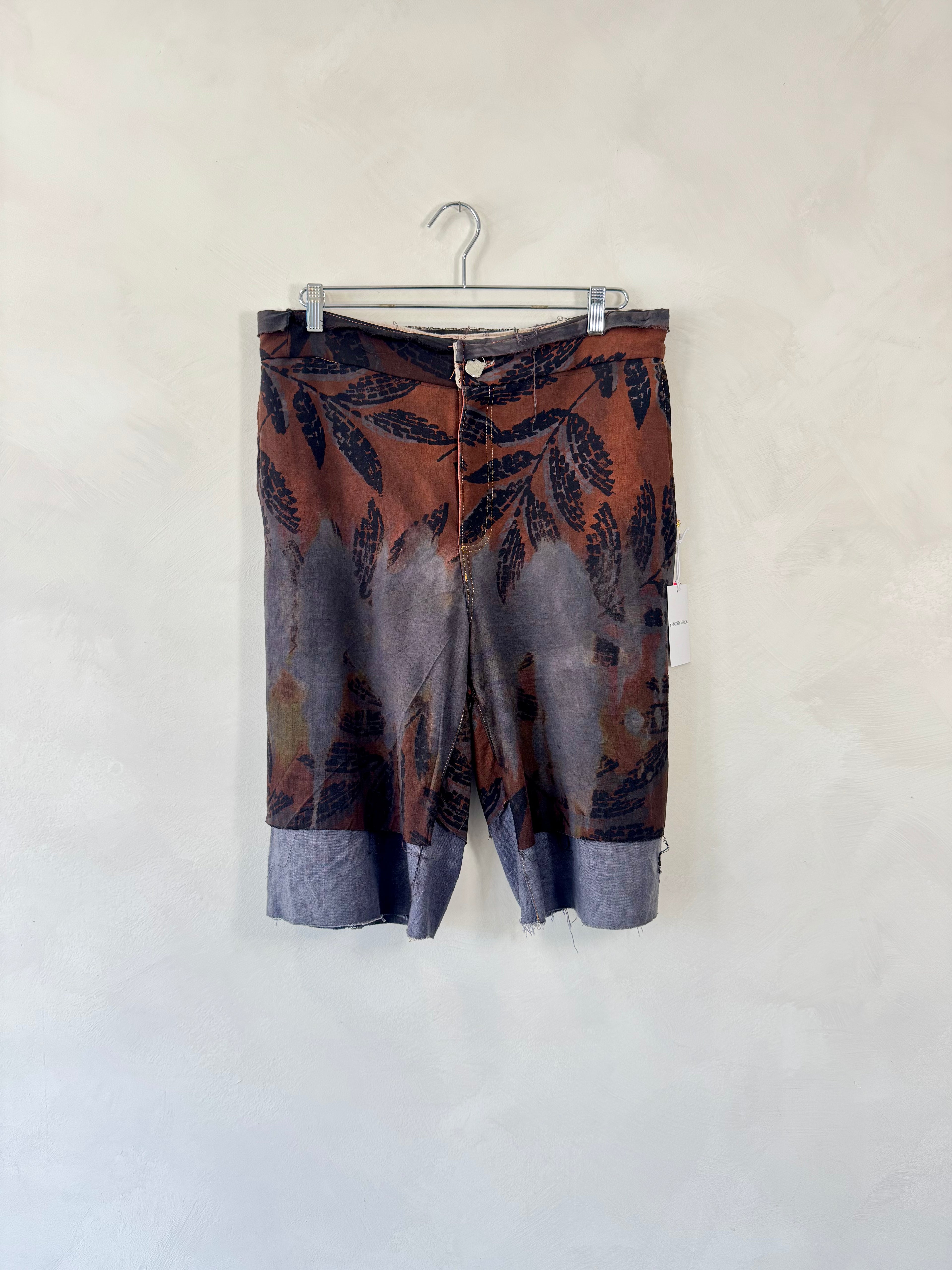 The Pasture Linen Short