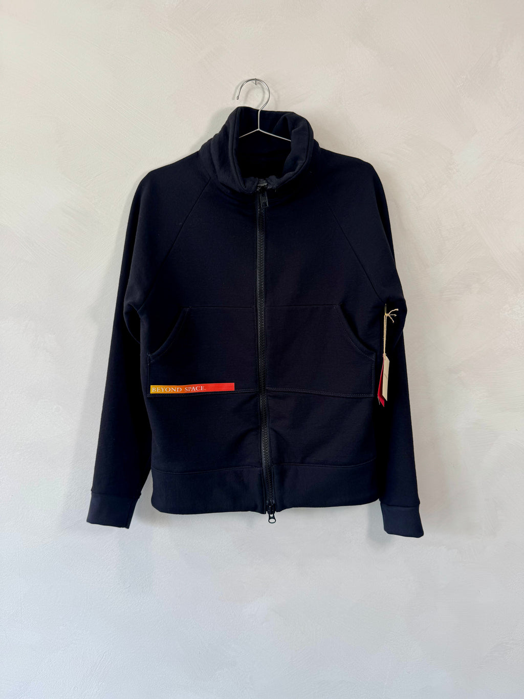 Light-beam Track Jacket